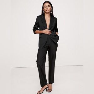NWT! Banana Republic Black Barathea Italian Wool Tapered Tuxedo Pant - Multiple💛